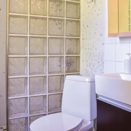 2 Bedroom Stunning In